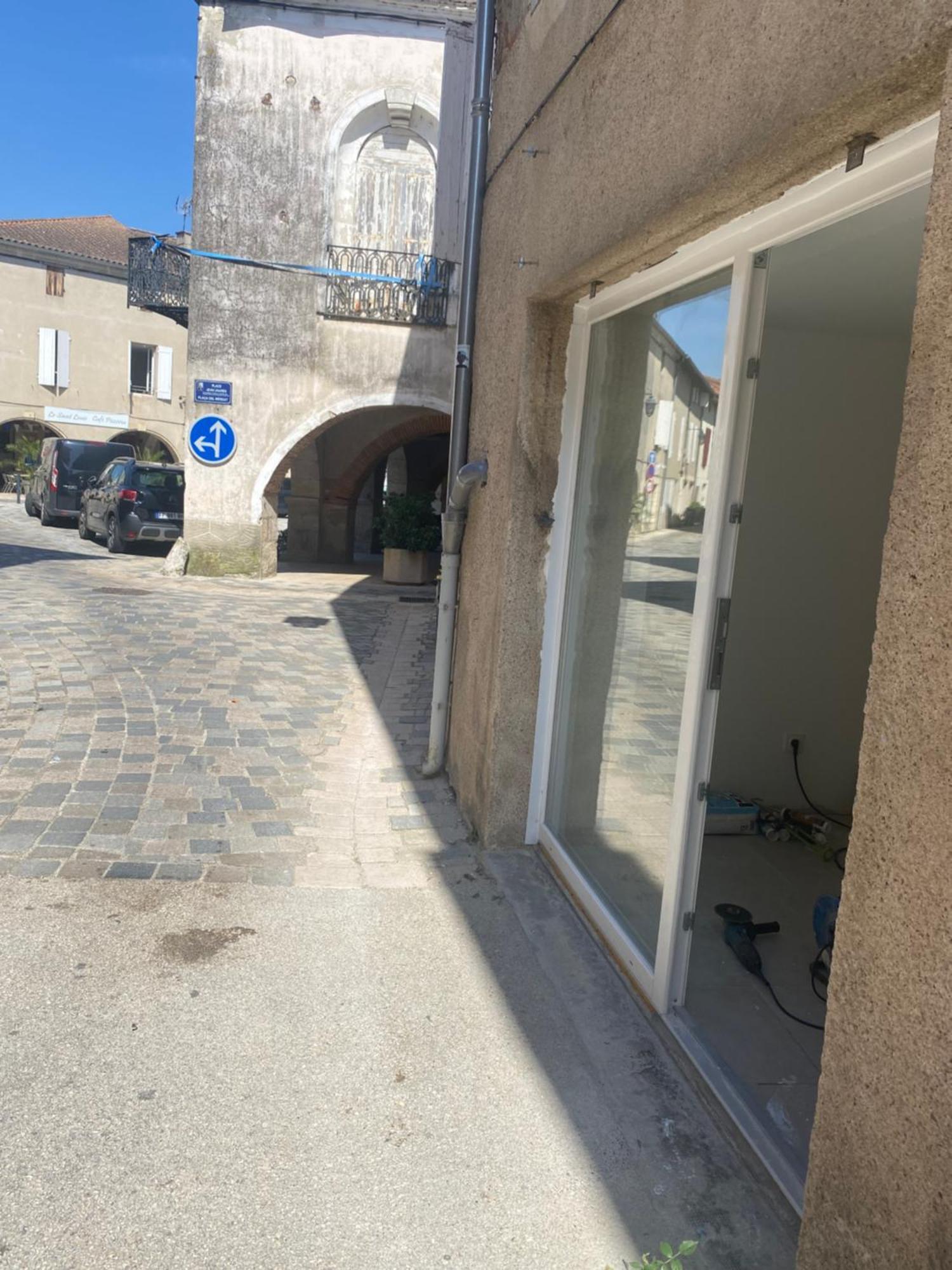 Logement Tout Equipe Layrac Zewnętrze zdjęcie